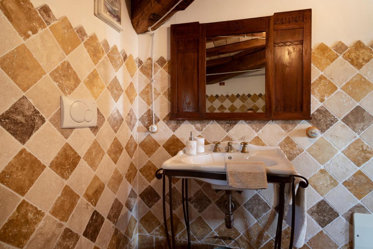 Antica Caresi B&B Olbia Exterior foto