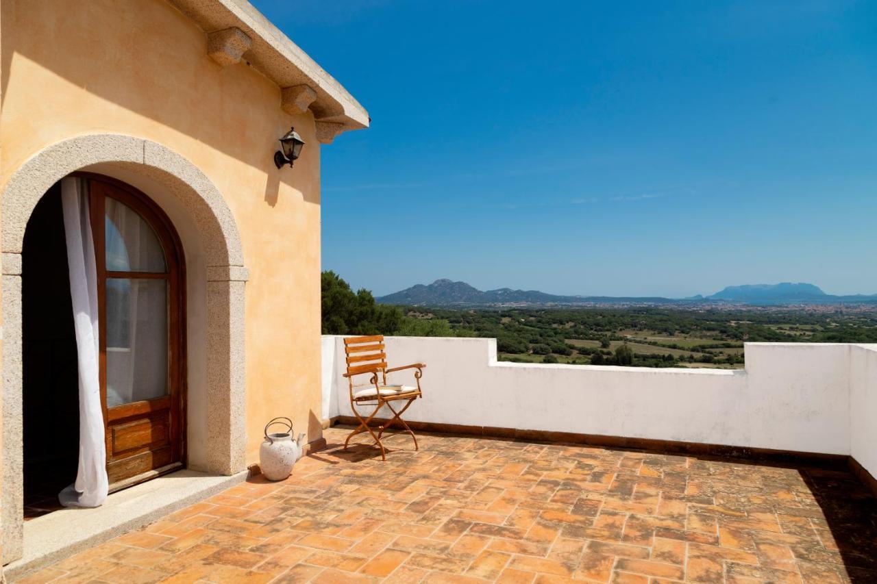 Antica Caresi B&B Olbia Exterior foto